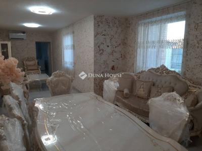 Eladó családi ház Tura