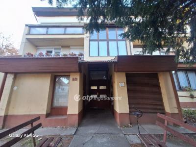 Eladó lakás Gádoros