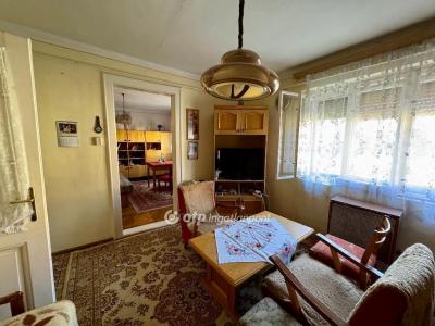 Eladó családi ház Szeged