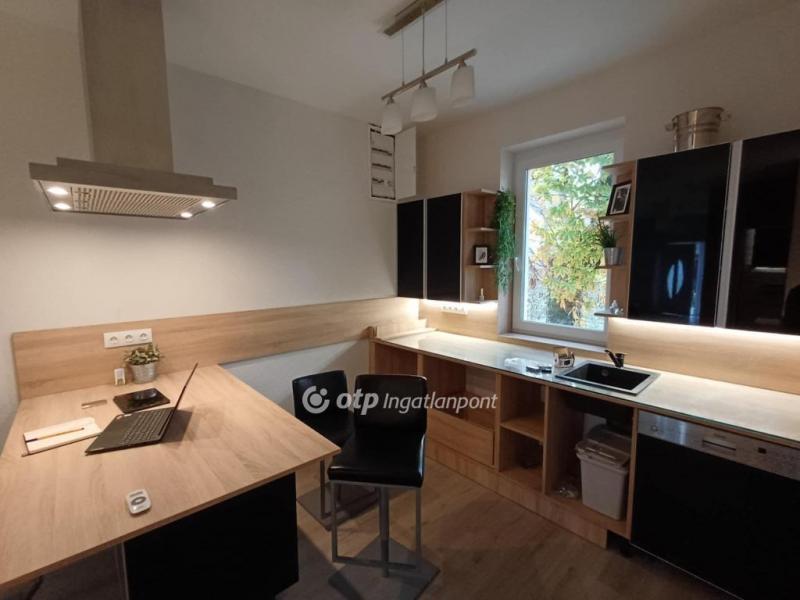 Eladó ikerház Budapest