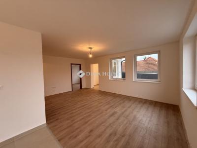 Eladó családi ház Hosszúhetény