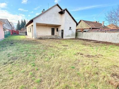 Eladó családi ház Monor