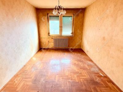 Eladó családi ház Monor