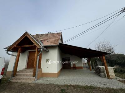 Eladó tanya Szekszárd