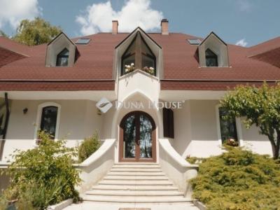 Eladó családi ház Budapest