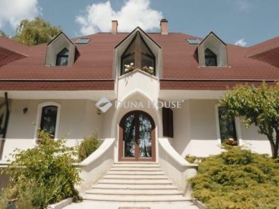 Eladó családi ház Budapest