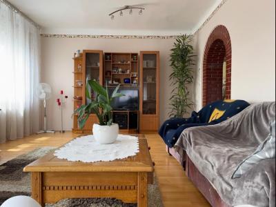 Eladó családi ház Cegléd