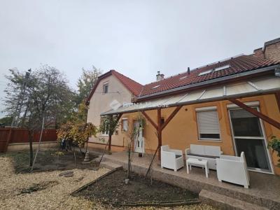 Eladó családi ház Budapest