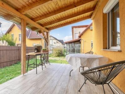 Eladó családi ház