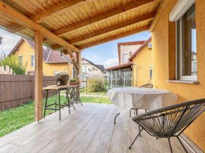 Eladó családi ház