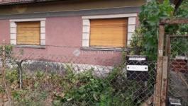 Eladó családi ház Budapest