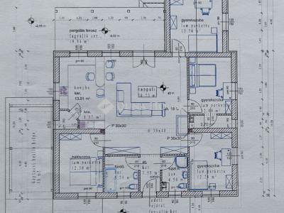 Eladó családi ház Erdőkertes