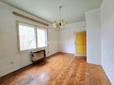 Eladó lakás Pécs