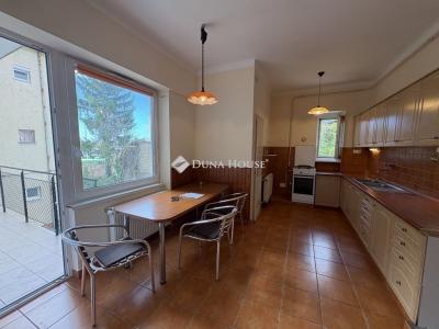 Eladó lakás Pécs