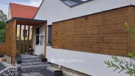 Eladó családi ház Alsóörs