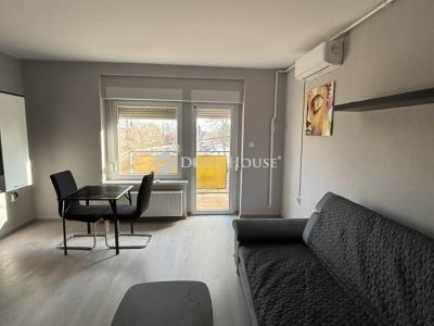 Eladó lakás Balatonalmádi