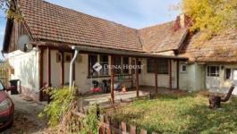 Eladó családi ház Monor