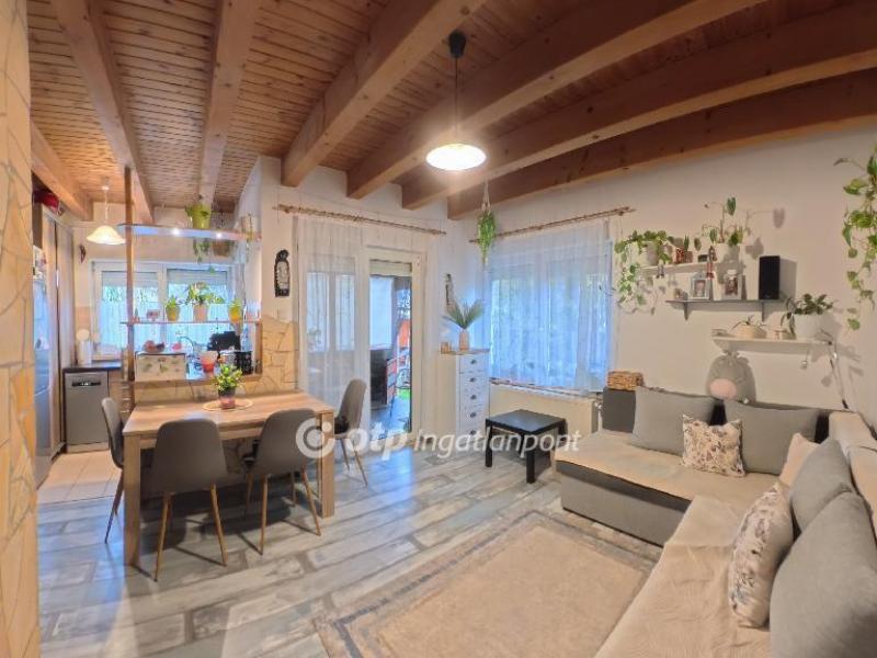 Eladó ikerház Eger