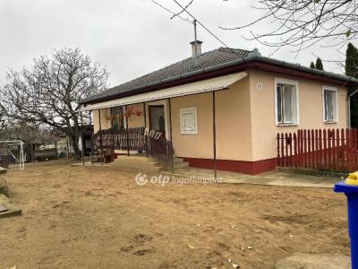 Eladó családi ház Nyíregyháza