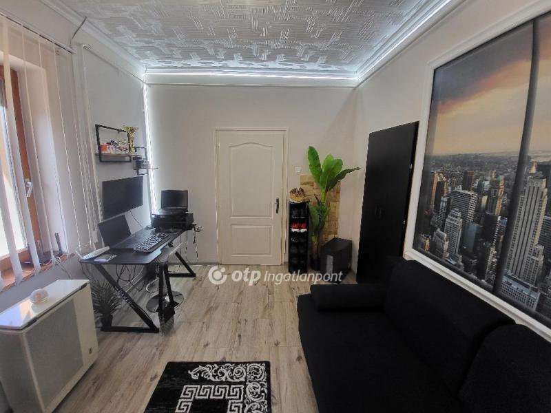 Eladó családi ház Hatvan