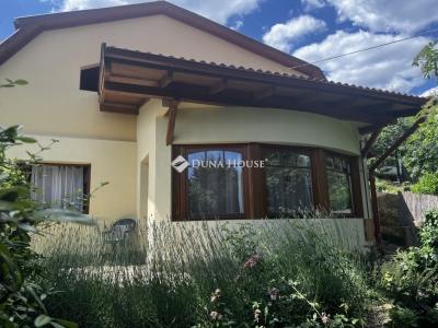 Eladó családi ház Leányfalu