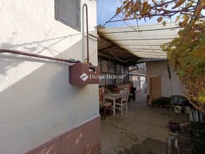 Eladó családi ház Bár