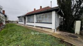 Eladó családi ház Tarcal