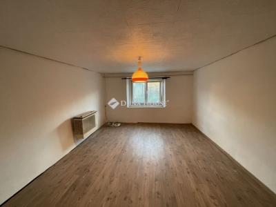 Eladó családi ház Káva