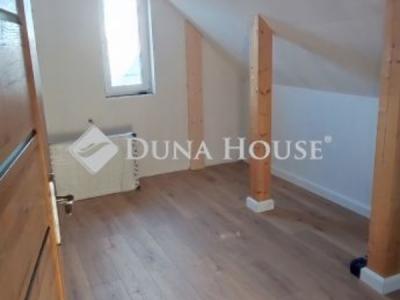 Eladó családi ház Isaszeg