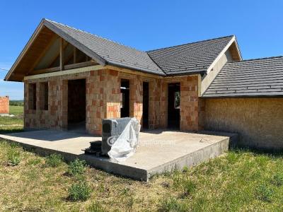 Eladó ikerház Tordas