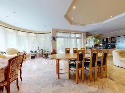 Eladó családi ház Nyíregyháza