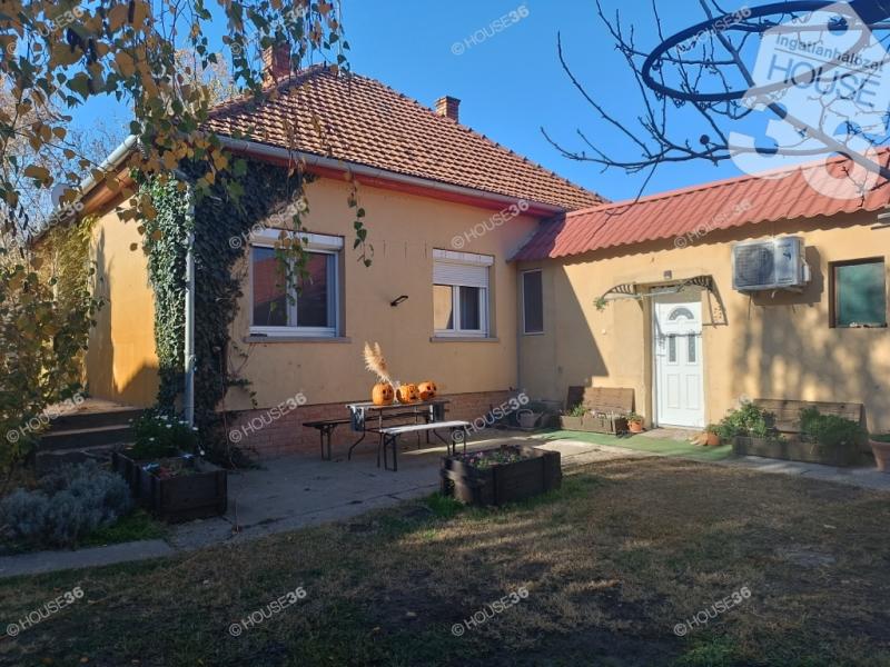 Eladó családi ház Kiskunfélegyháza