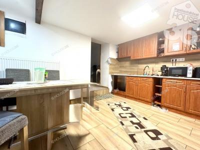 Eladó családi ház Csongrád