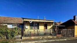 Eladó házrész Pécs