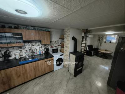 Eladó családi ház Balatonszemes