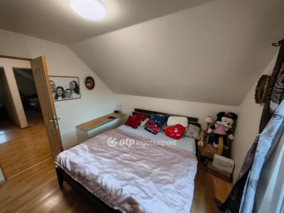 Eladó családi ház Balatonszemes