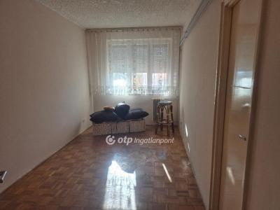 Eladó lakás Barcs