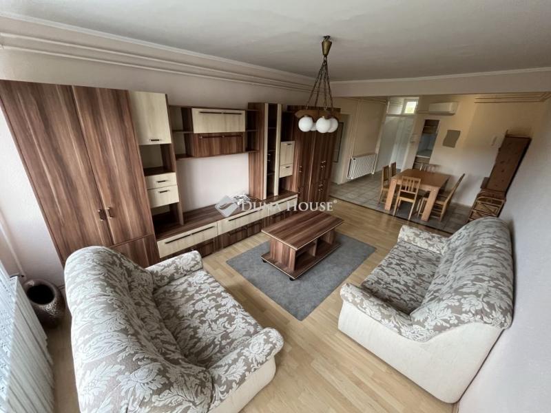 Eladó lakás Szekszárd