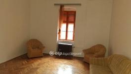 Eladó lakás Mezőhegyes