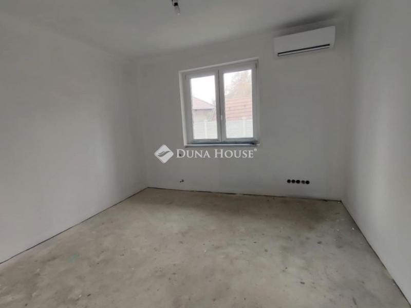 Eladó ikerház Monor