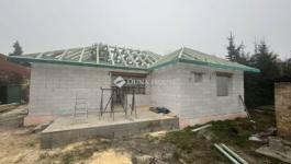 Eladó lakás Bicske