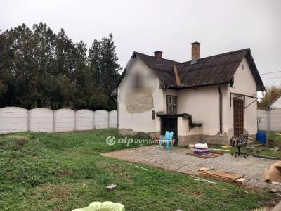 Eladó lakóövezeti telek Debrecen