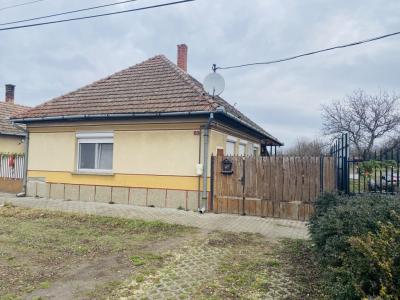 Eladó családi ház Tatárszentgyörgy