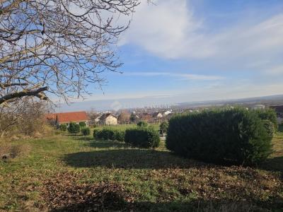 Eladó családi ház Pécs