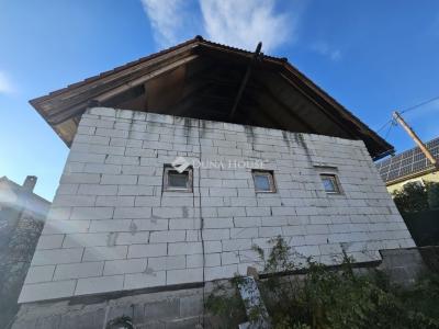 Eladó családi ház Pécs