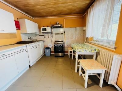 Eladó családi ház Tápiószecső