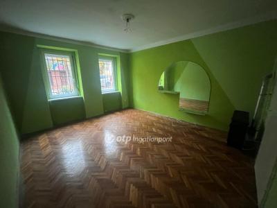 Eladó lakás Szeged