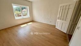 Eladó családi ház Újszilvás