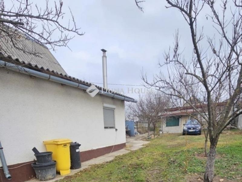 Eladó családi ház Gyál