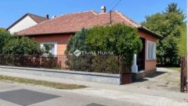 Eladó családi ház Vecsés